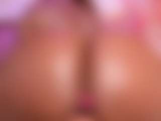 MiaaXXX's Live Sex Cam Show
