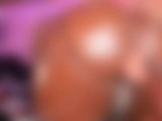 Live cam show with MiaaXXX - Colombia on Camsoda