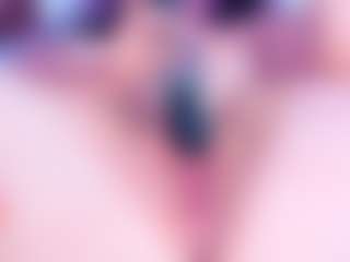 KyllieWood's Live Sex Cam Show