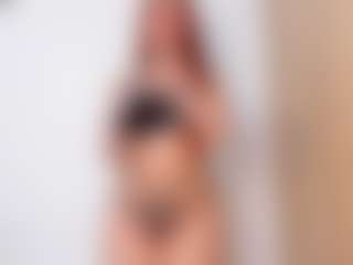 Evaa's Live Sex Cam Show