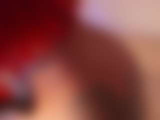 Live cam show with Madeline Fox - Spank on AdultVida.com