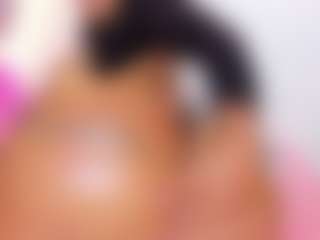 Heidy Wills's Live Sex Cam Show