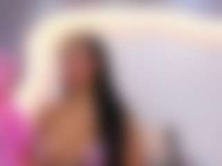 Heidy Wills's Live Sex Cam Show