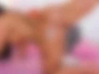 Heidy Wills's Live Sex Cam Show