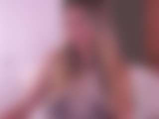 Joannee's Live Sex Cam Show