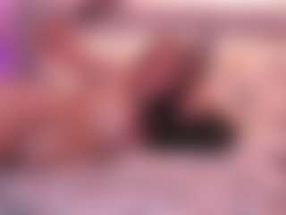 Live cam show with Joannee - BBW Mature on Camsoda