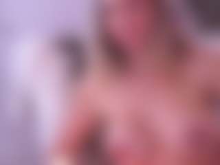 Joannee's Live Sex Cam Show