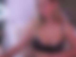 Joannee's Live Sex Cam Show