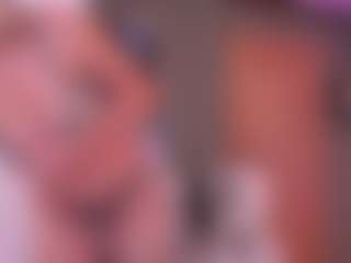 Joannee's Live Sex Cam Show
