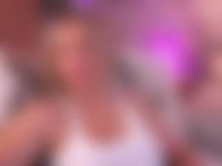 Joannee's Live Sex Cam Show