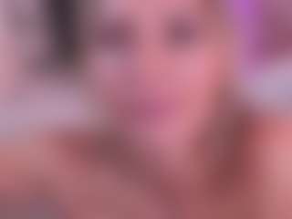 Joannee's Live Sex Cam Show
