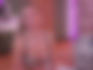 Live cam show with Joannee - Blonde Hair on Camsoda Late Night