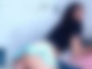 Live cam show with KAREN SOFIA - Black on SxyPornLive