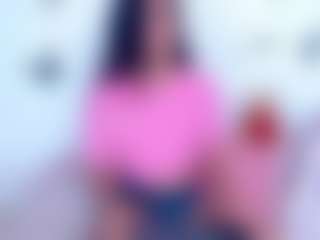 Live cam show with KAREN SOFIA - Big Balls on Camsoda
