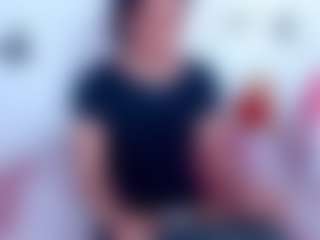 Live cam show with KAREN SOFIA - Fake Tits on Streamer API