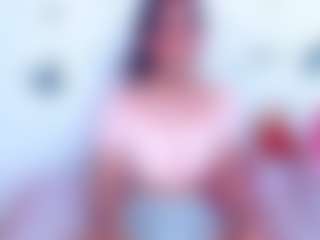 Live cam show with KAREN SOFIA - Brown Eyes on Camsoda