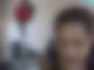 Live cam show with PrettyLightskin - Ebony on camwithhim.com
