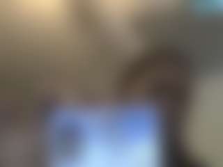 Live cam show with PrettyLightskin - Black Middle Aged on StripNow