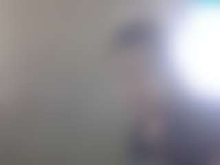 Spettacolo in cam dal vivo con PrettyLightskin - Twerk su Camsoda