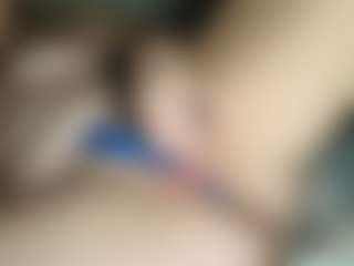 Live cam show with ScarlettRose72 - Bush on liverealitysex.com