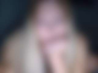 Live cam show with ScarlettRose72 - Panties on Gym Cam Girls