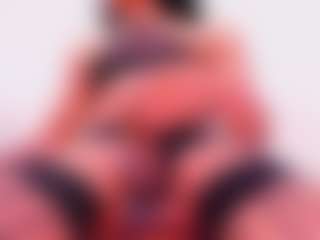 Live cam show with KeilaFerrer - Flat Chested on Instabang