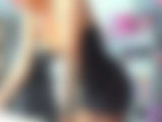 Live cam show with EvaNoelleX - Bikini on liverealitysex.com