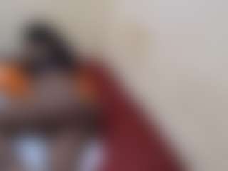 Live cam show with fancylulu - Black MILF on crypto-cams