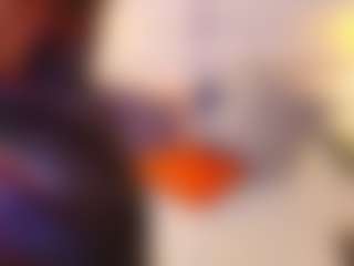 Milan's Live Sex Cam Show