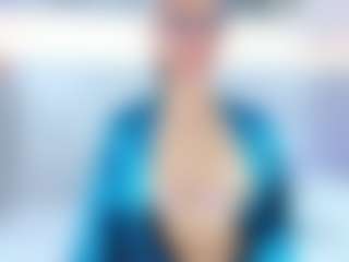 Live cam show with nayelii - Facial on Dare Cams