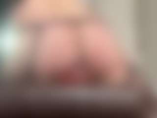 janieneedscum's Live Sex Cam Show