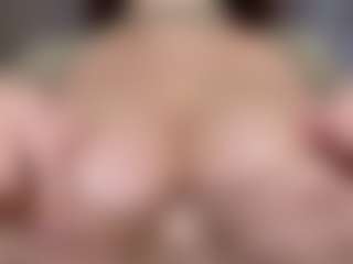 KylieLips's Live Sex Cam Show