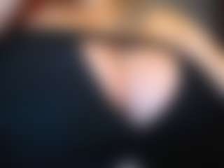 Penelope-titts's Live Sex Cam Show