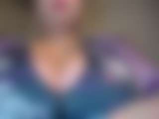 Live cam show with Penelope-titts - Nipple Piercings on live18s.com