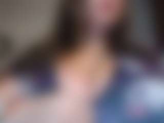 Live cam show with Penelope-titts - Bedroom on intimatelivegirls.com