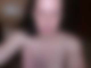 Live cam show with 18andHorny - Gag on liverealitysex.com