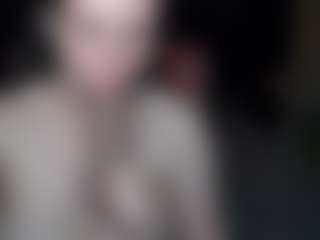 Live cam show with 18andHorny - Kinky on wildcum.com