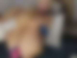 TaylorLove303's Live Sex Cam Show