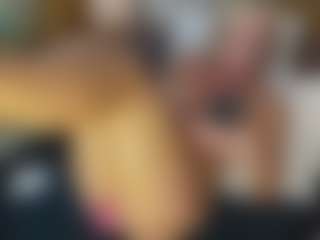 TaylorLove303's Live Sex Cam Show