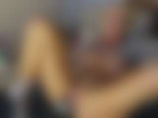 TaylorLove303's Live Sex Cam Show