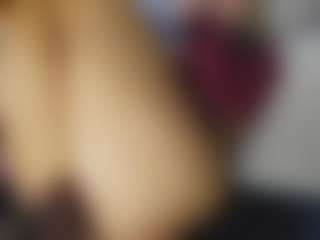 TaylorLove303's Live Sex Cam Show