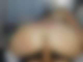 TaylorLove303's Live Sex Cam Show