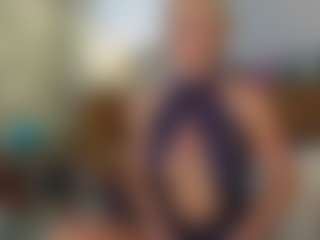 TaylorLove303's Live Sex Cam Show