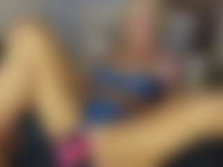 TaylorLove303's Live Sex Cam Show