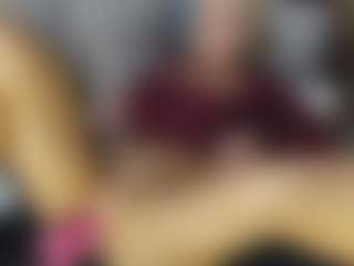TaylorLove303's Live Sex Cam Show