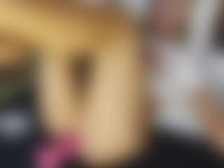 TaylorLove303's Live Sex Cam Show