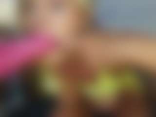 TaylorLove303's Live Sex Cam Show
