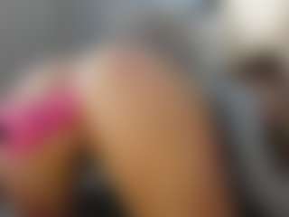 TaylorLove303's Live Sex Cam Show