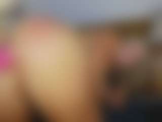 TaylorLove303's Live Sex Cam Show