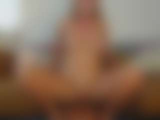 TaylorLove303's Live Sex Cam Show